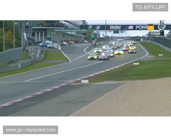 虚拟安全车期间关键进站,维斯塔潘换胎后开启超车模式 虚拟安全车期间关键进站,维斯塔潘换胎后开启超车模式